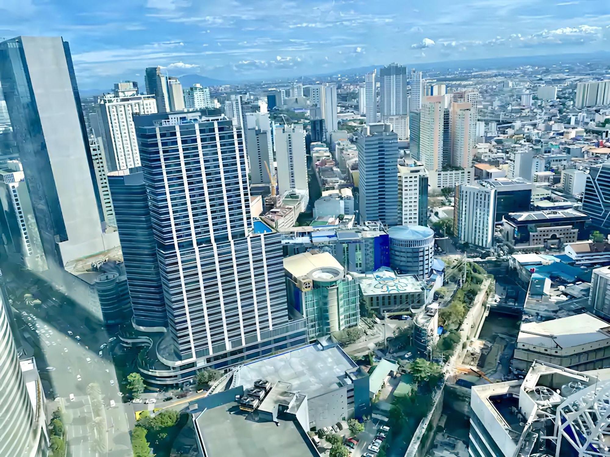 Lush Out In Style At Airresidences No38 Apartment Makati City