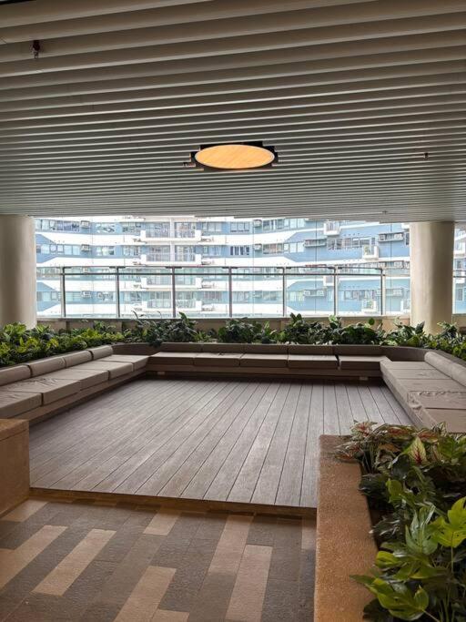 R7 Premier - 1 Bedroom In Air Residences Apartment Manila