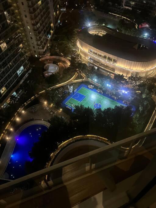 Apartment 2 Bedrooms Penthouse In Azure Paranaque