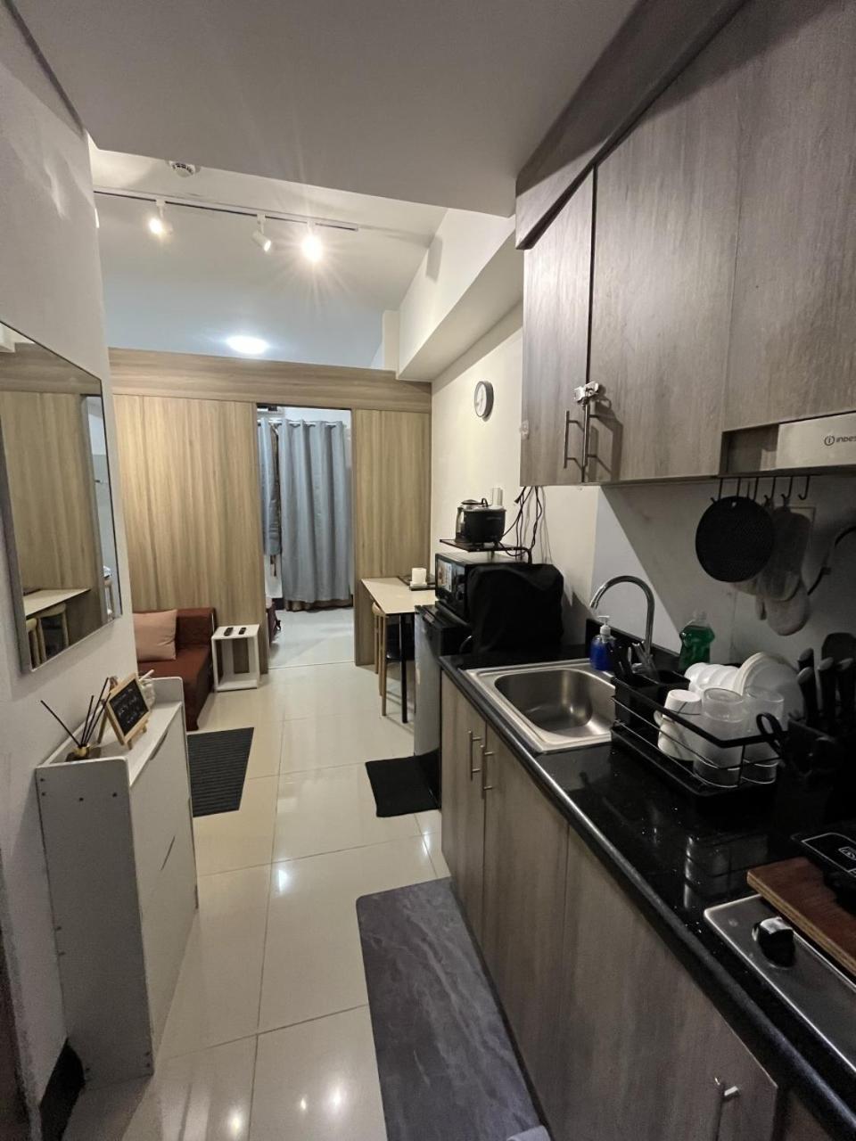 Kc's Crib - 1br Unit At Fame Mandaluyong
