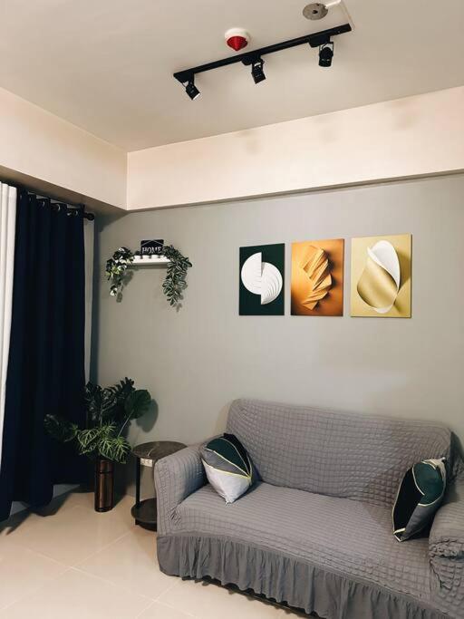 Comfy Space By N Fly *