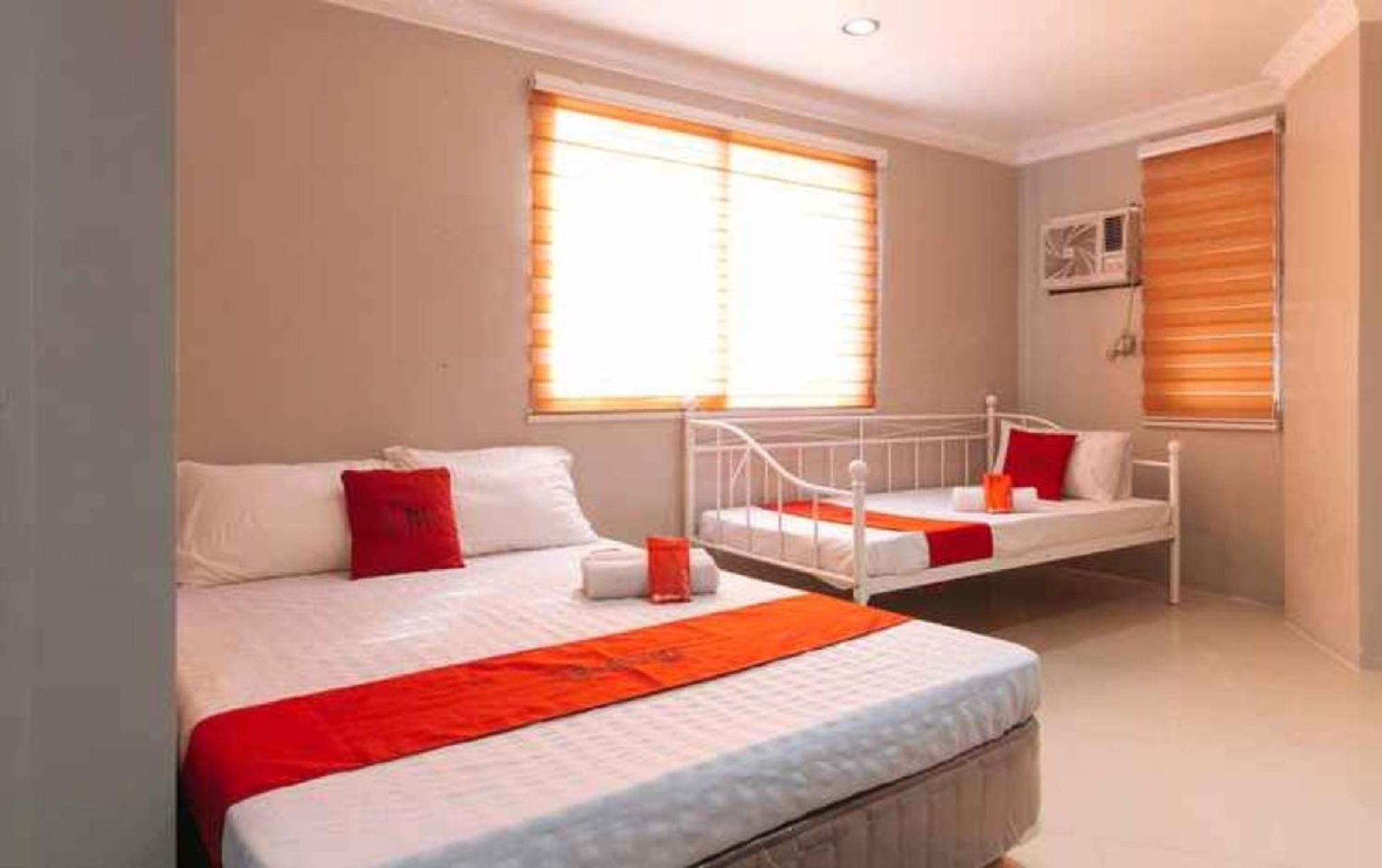 Hotel Reddoorz At Venetian 2*