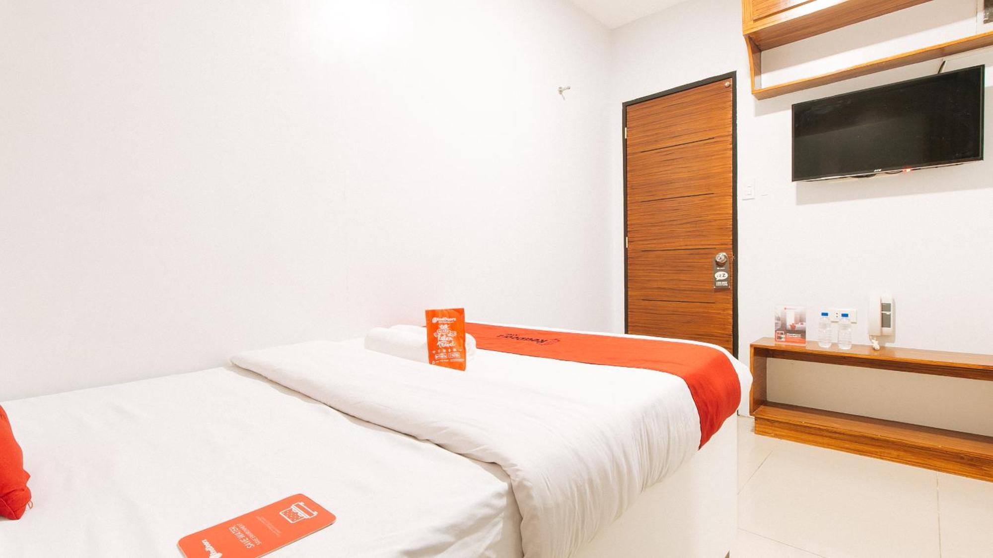 Hotel Reddoorz Near Quiapo Church 2*