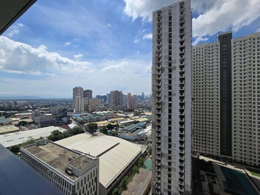 1br Unit Condotel W Balcony Fame Residences #fm57 Apartment *