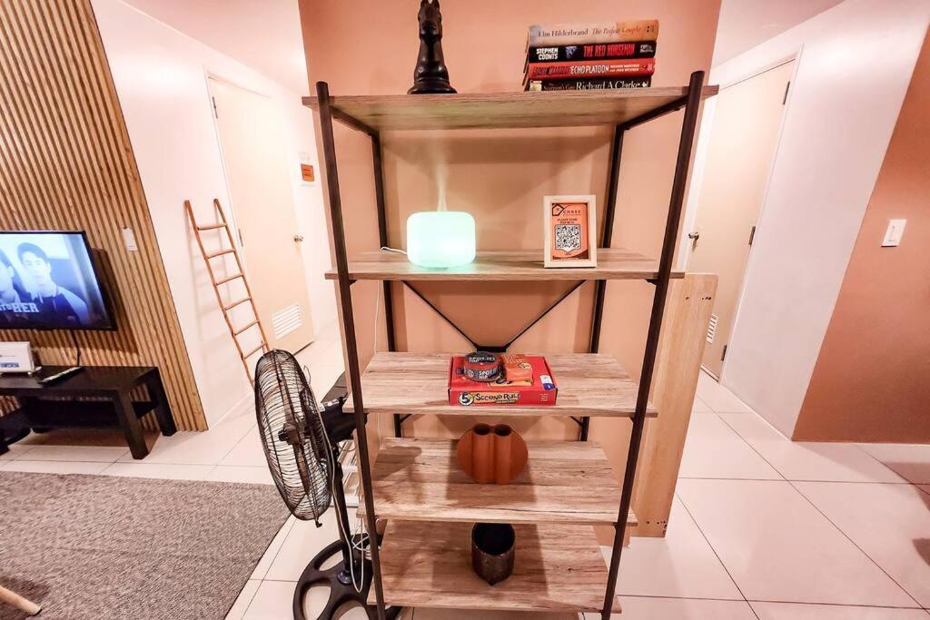 Spacious Pool View 2br 2bath In Makati * Manila
