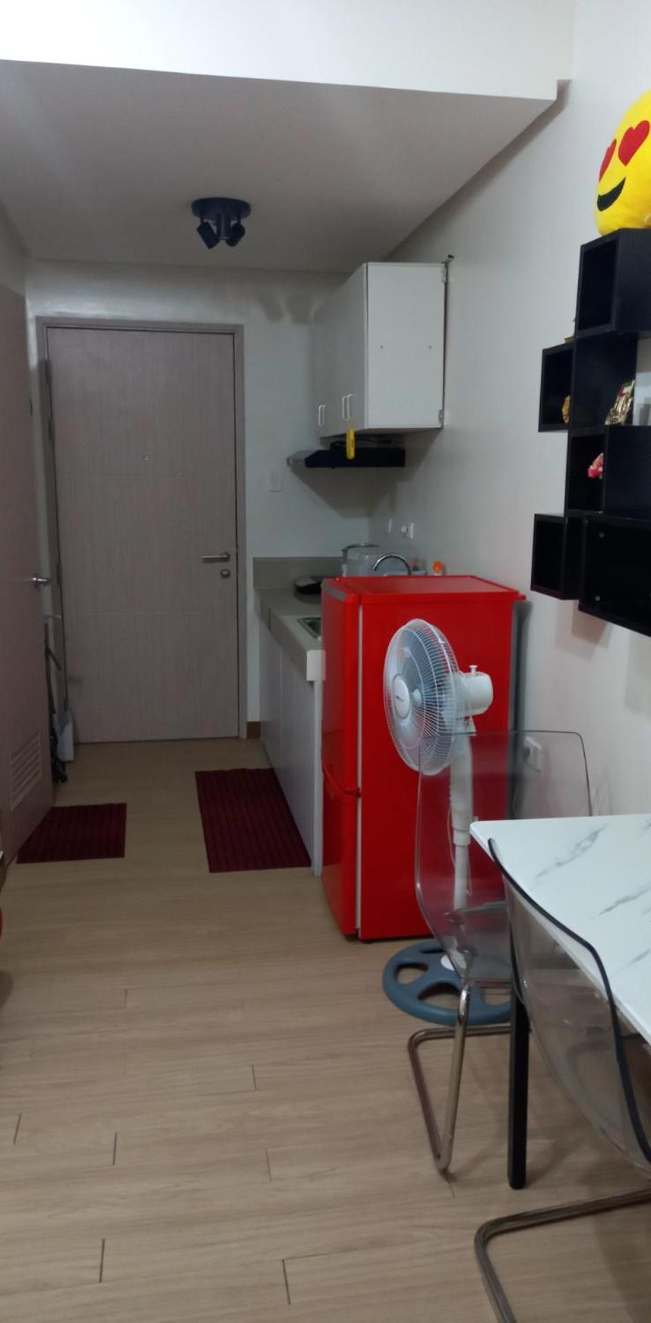Apartment 1 Bedroom With Free Wifi And Netflix In Trees Residences Manila