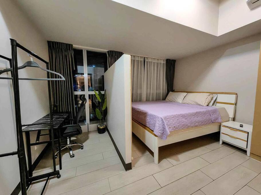Spacious 3br In Uptown Bgc - Walking Distance To Malls And Restaurants *