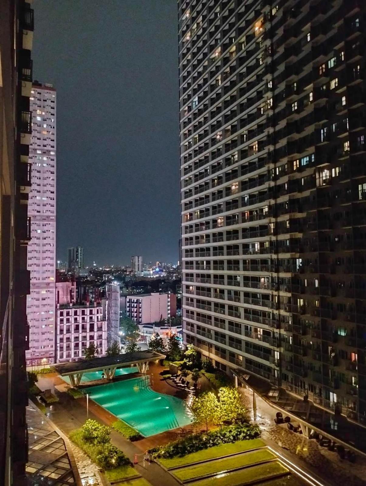 Heart Of Makati * Manila