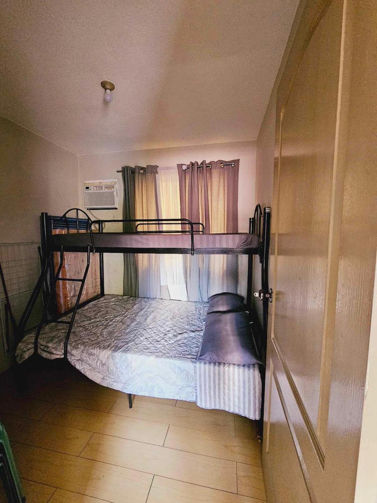 Sorrento Oasis 2 Bedroom * Manila
