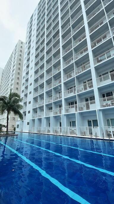 At Shore 1 With Netflix Apartment *