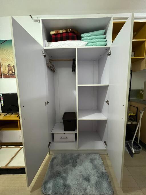 Apartment In Alabang Muntinlupa *