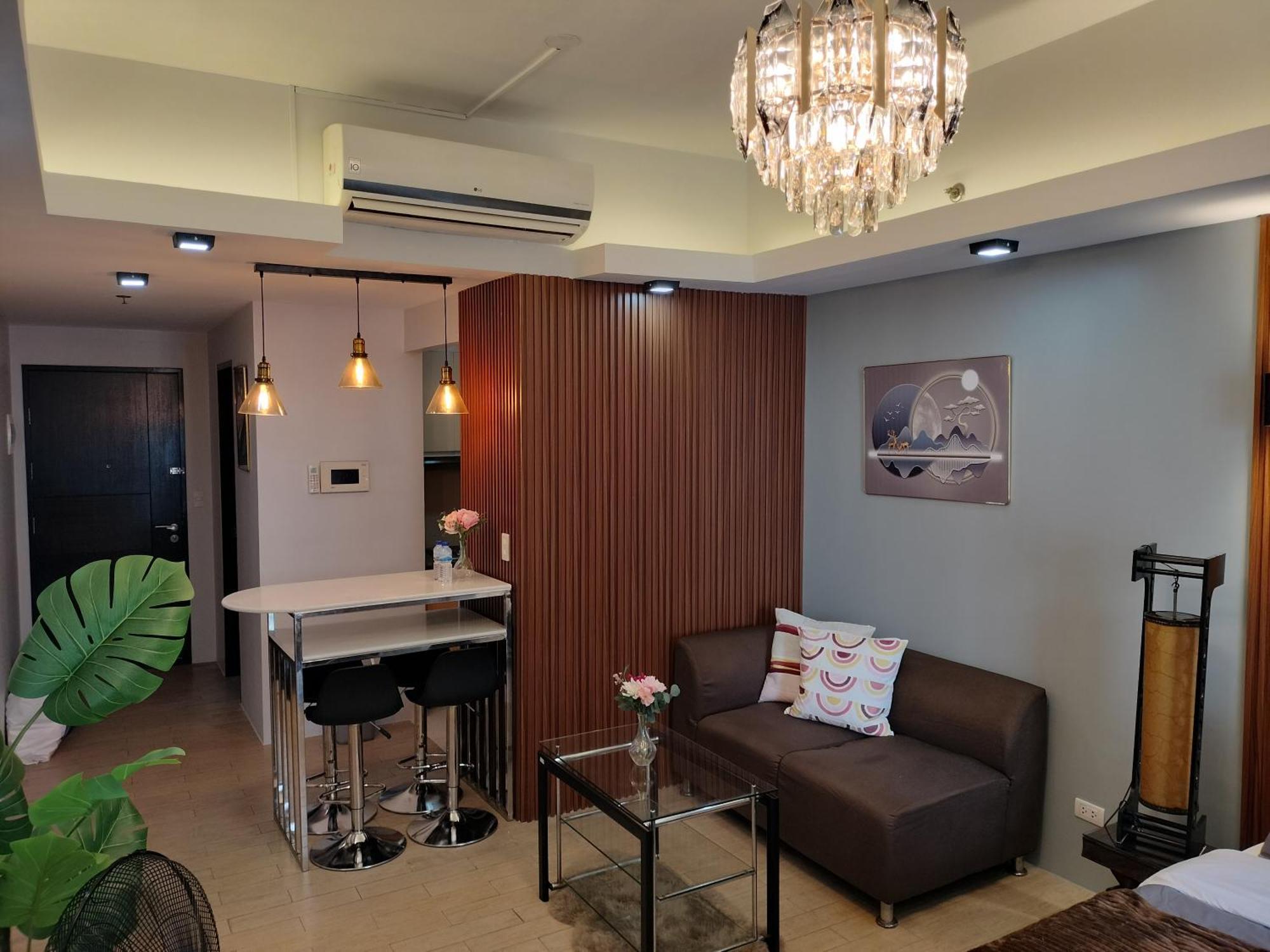 The Nest C5-7f Eightyone Newport Boulevard Condominium, Pasay Apartment *