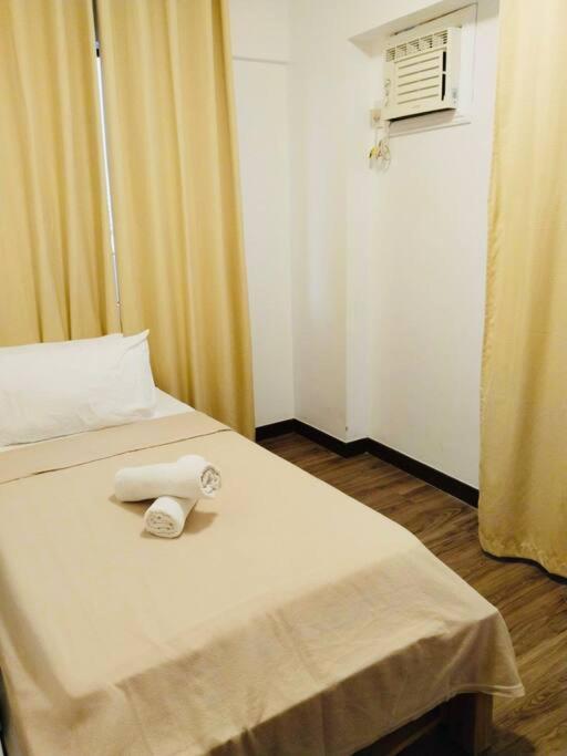 Cozy 3 Bedroom Staycation Near Bgc Makati Airport Manila