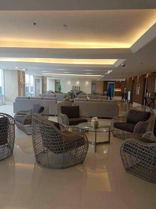 Breeze Residences 26th Floor *