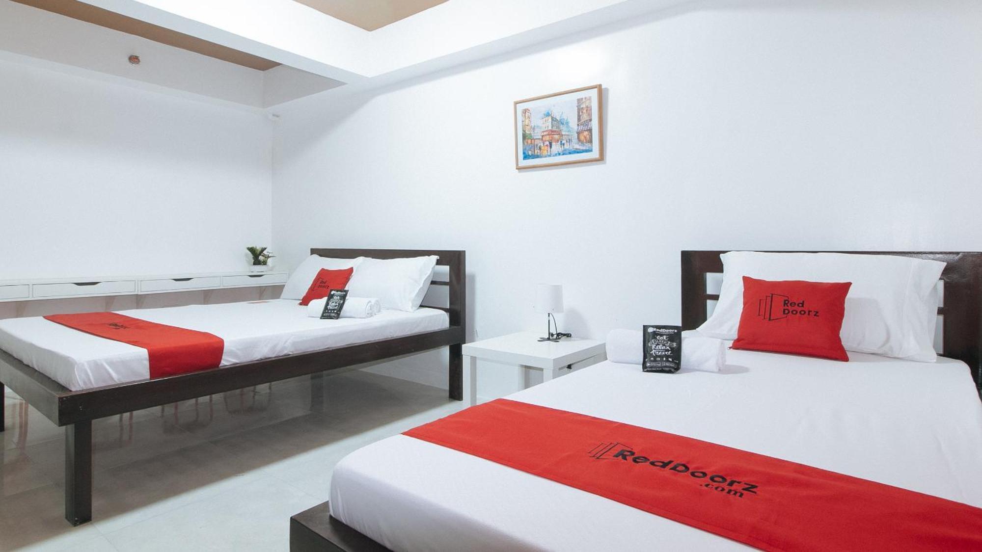 Hotel Reddoorz Near Ust Sampaloc Manila