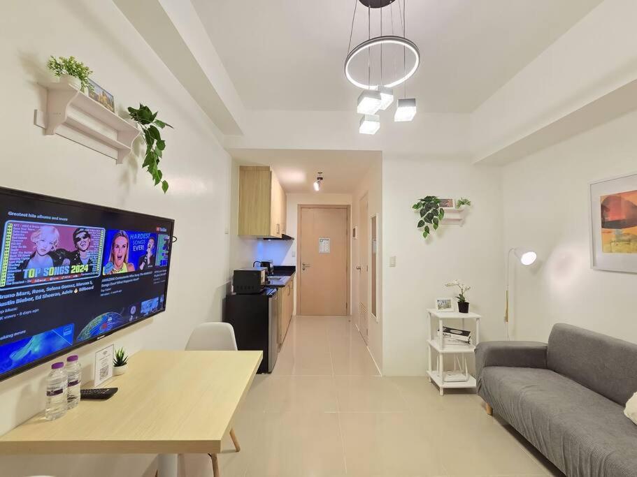 1br Condotel W Balcony Sm Light Residences #lt08 *