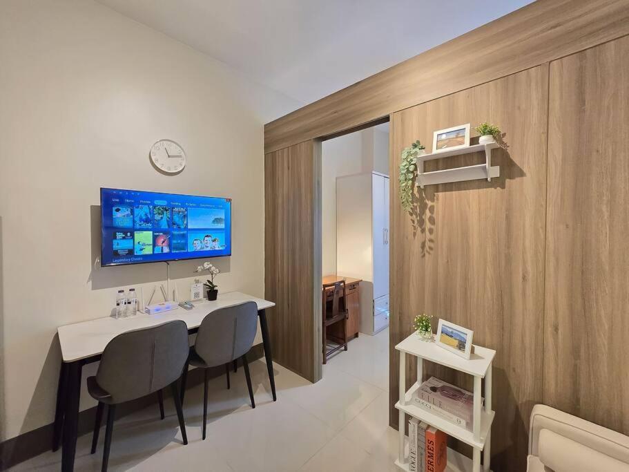 Apartment 1br Condotel With Balcony At Fame Residences #fm59 Manila