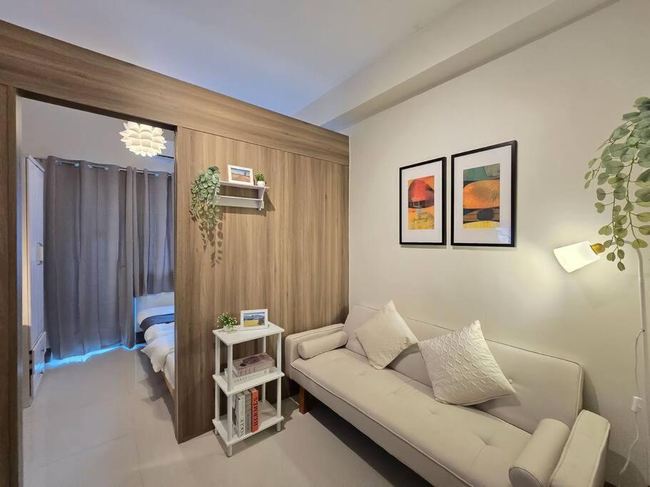 1br Condotel With Balcony At Fame Residences #fm59 * Manila