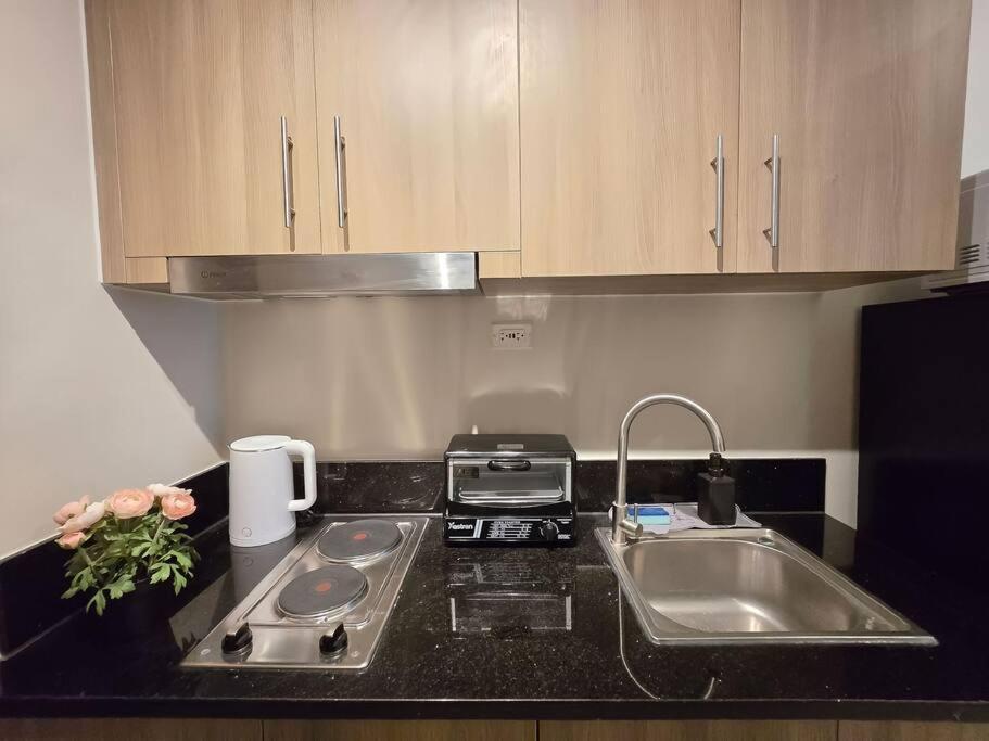 1br Condotel With Balcony At Fame Residences #fm59 Apartment *