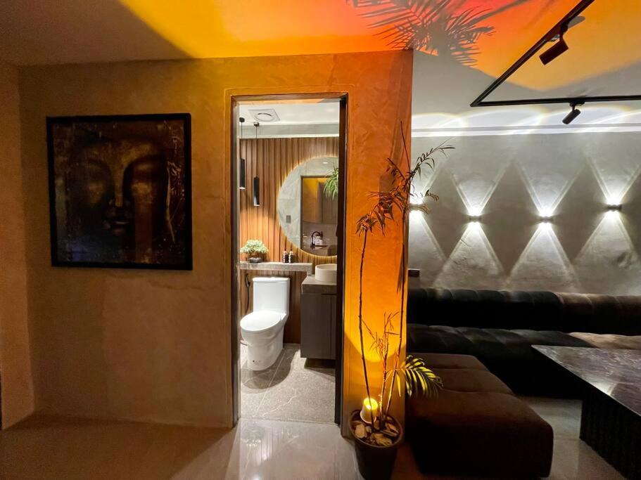 Apartment Obie's Prime Videoke Near Sm North And Munoz Manila