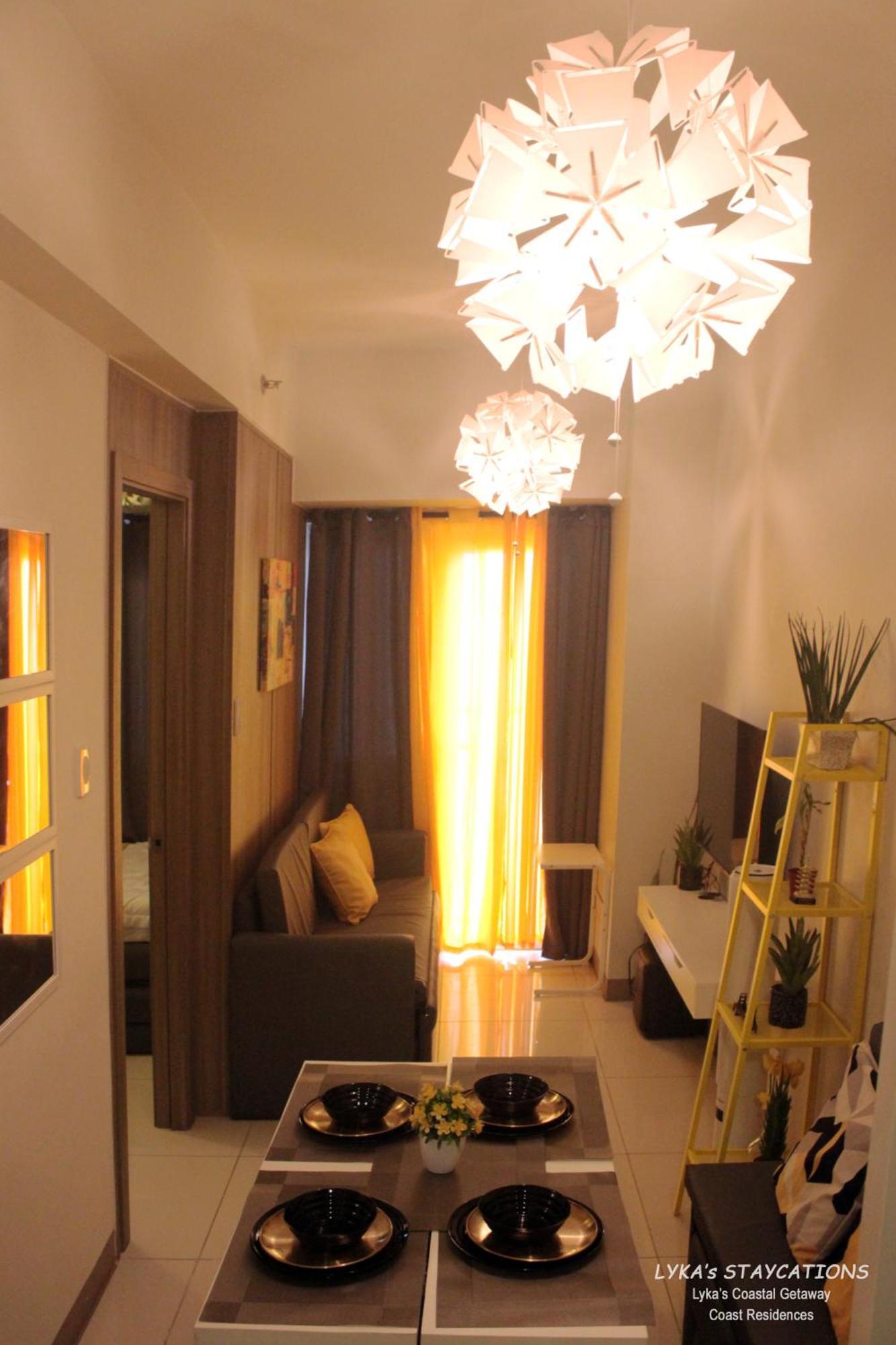 Lyka's Coastal Getaway * Manila
