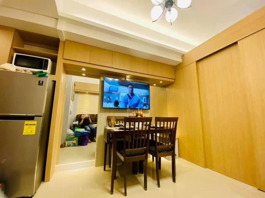 One Bedroom Unit Grass Residences Tower 5 Near Sm North Edsa Apartment *
