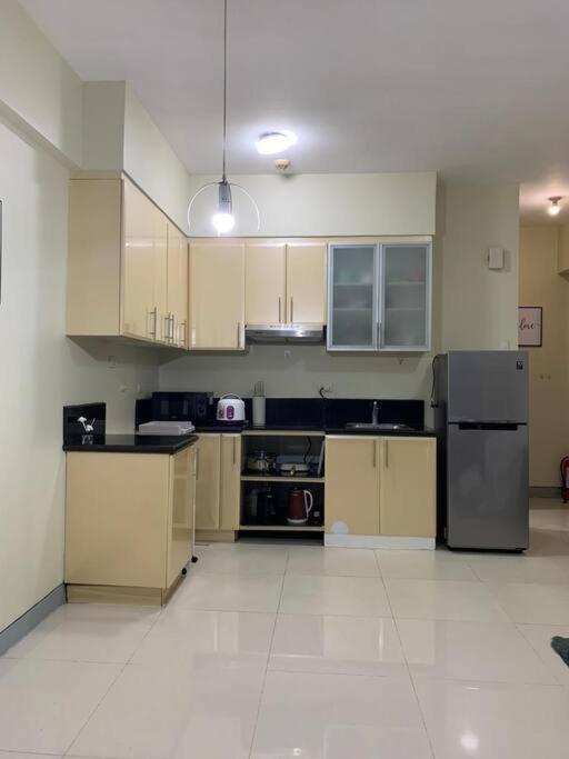 Apartment Modern In Mckinley