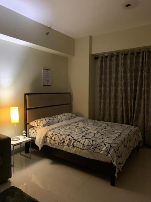 Modern In Mckinley Apartment