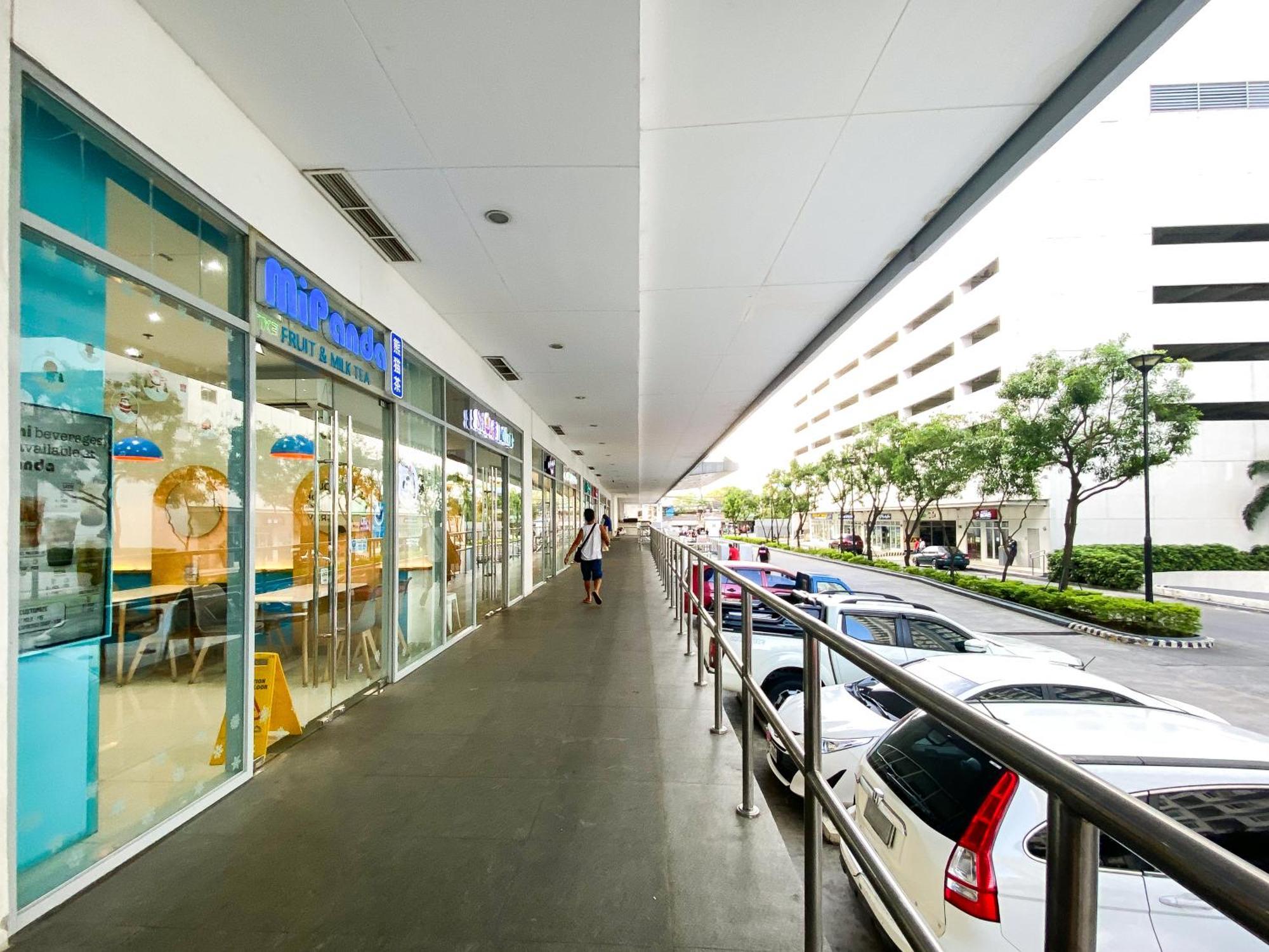 2br Qc Sm Vertis North Edsa For Balikbayan