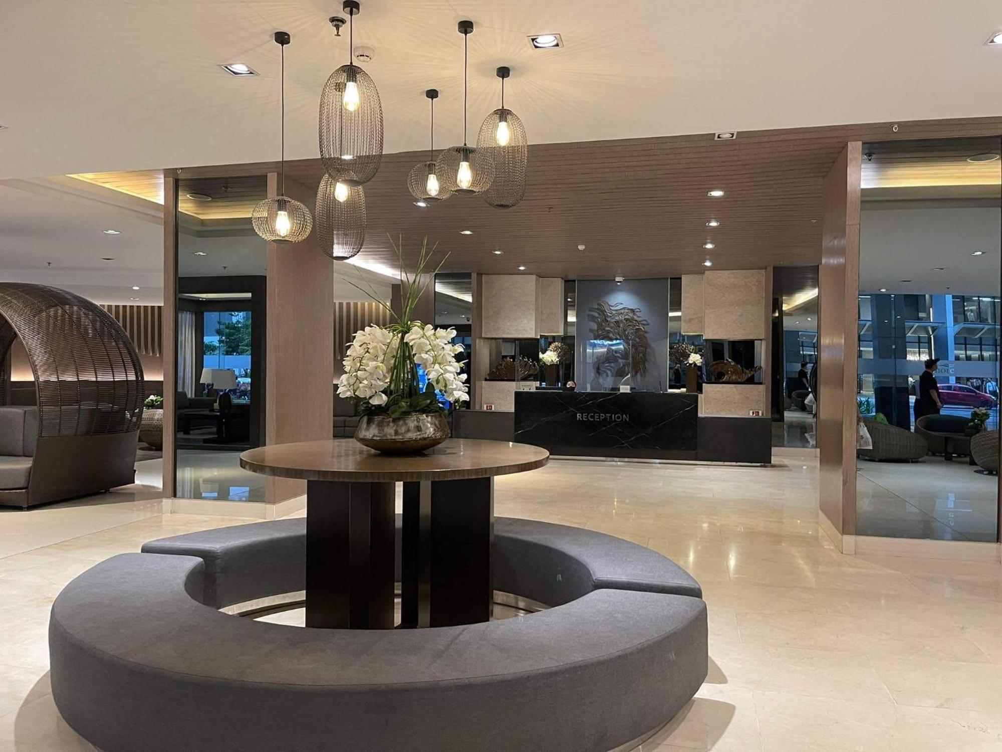 Shore 1 & 3 Residences Moa 1br With Balcony By Darpm *