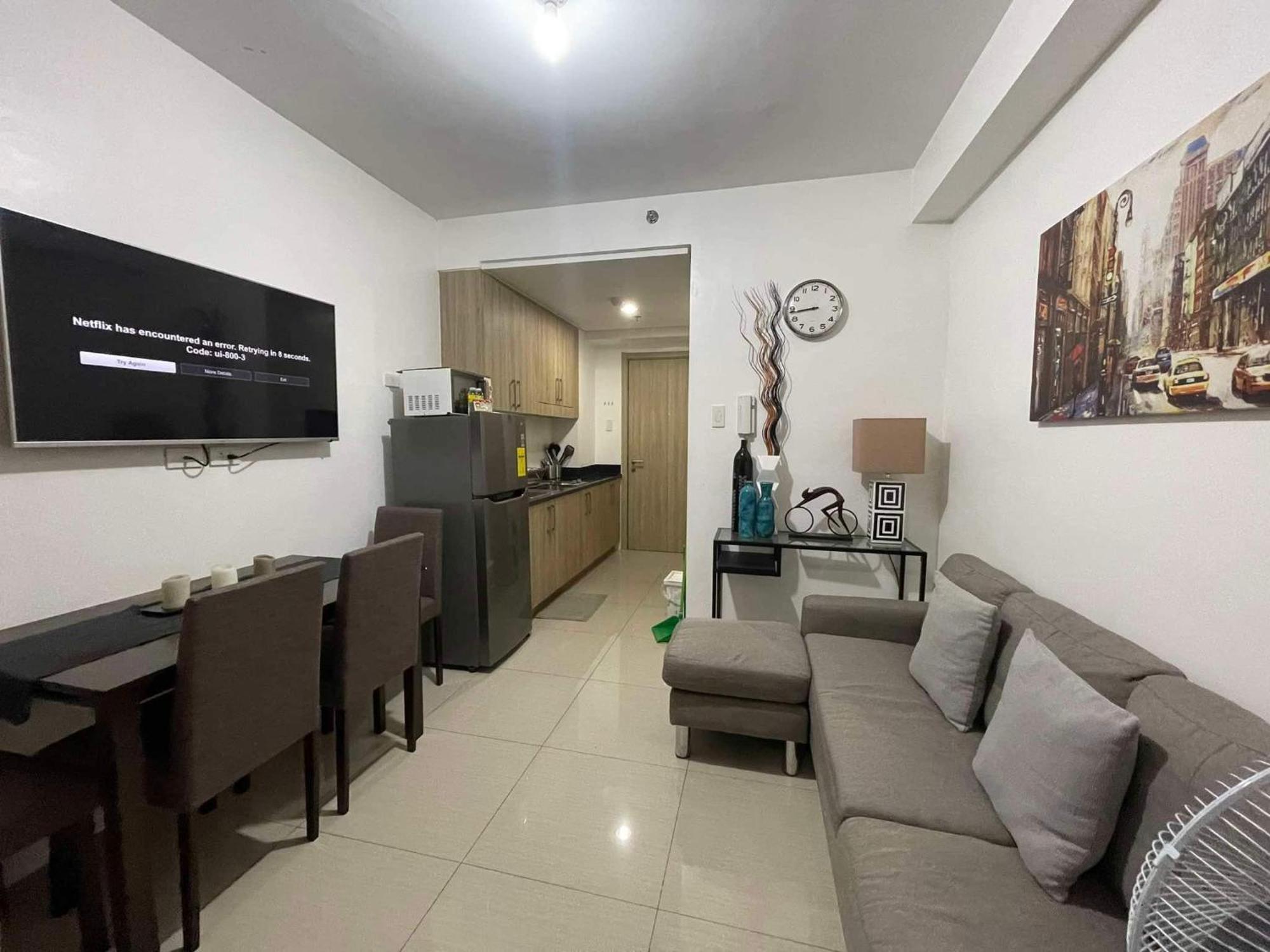 Shore 1 & 3 Residences Moa 1br With Balcony By Darpm Apartment *