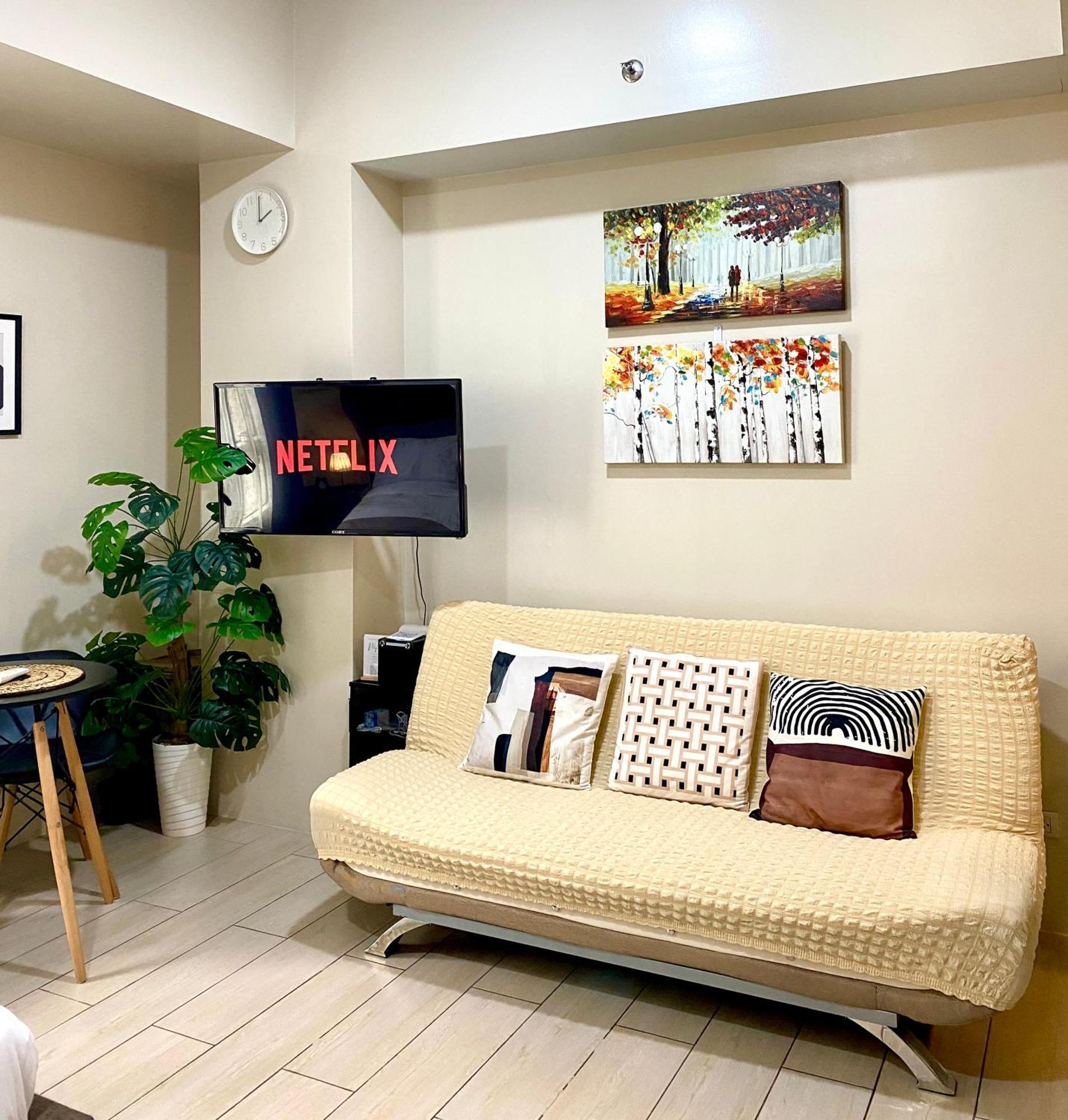 Layover Staycation Walking Distance To Naia T3 Apartment