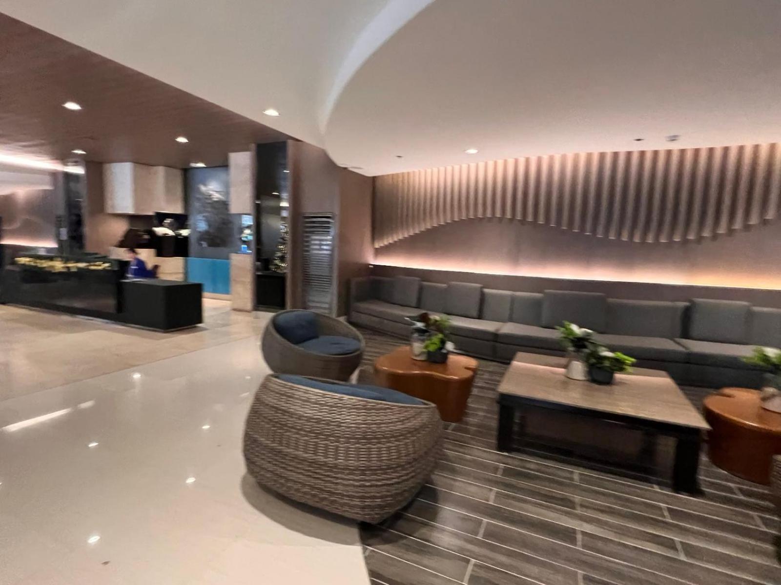 Mall Of - Aseana Pasay Cheap Apartment