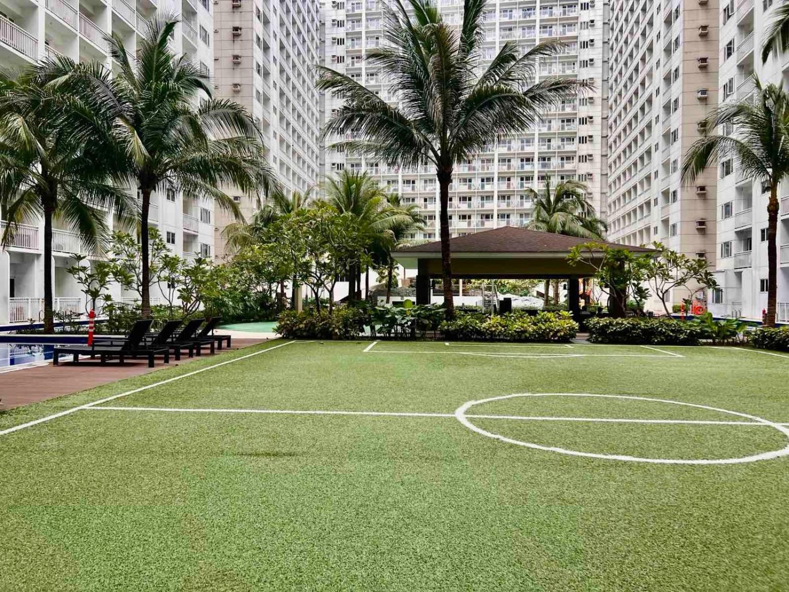 Cozy In Mall Of - Aseana Pasay Apartment *