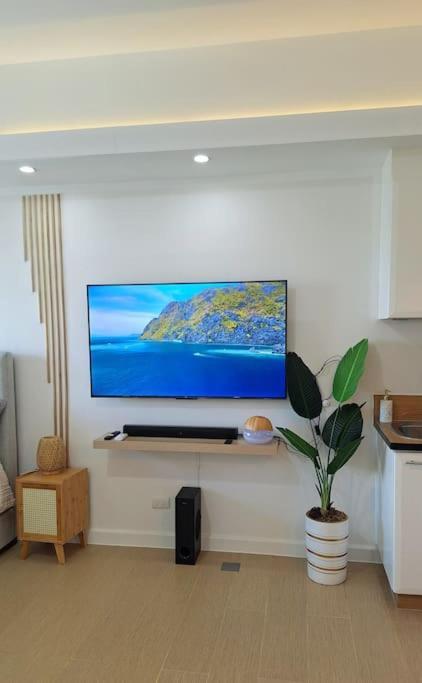 Apartment Luxury Bohemian Venice Canal Mall & Bgc Views Manila