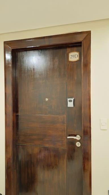 Apartment Luxury Bohemian Venice Canal Mall & Bgc Views