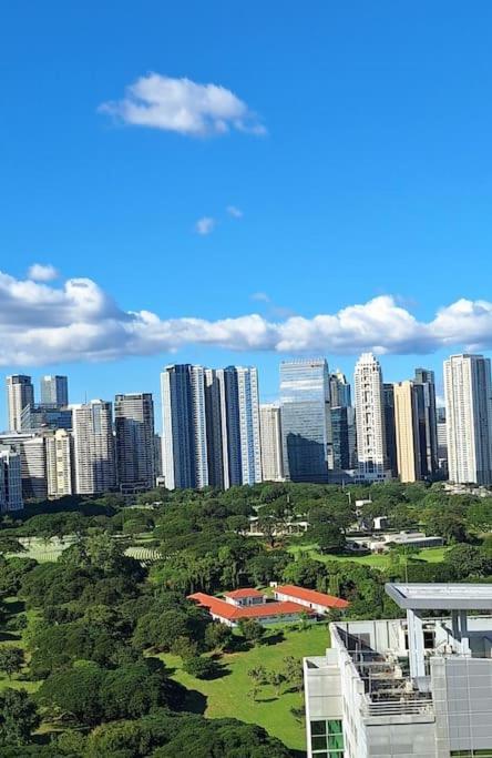 Apartment Luxury Bohemian Venice Canal Mall & Bgc Views *