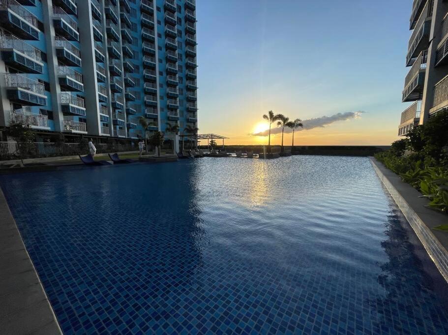 Luxurious 3br In Bay Across Okada Ii 12pax