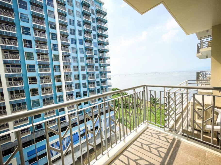 Luxurious 3br In Bay Across Okada Ii 12pax * Manila