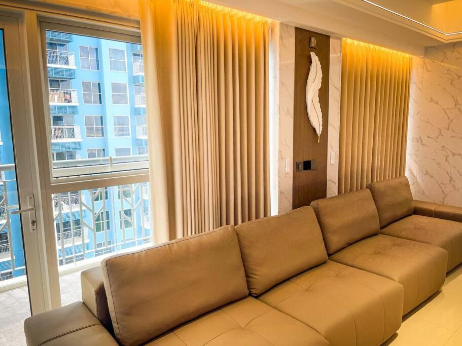 Luxurious 3br In Bay Across Okada Ii 12pax Manila