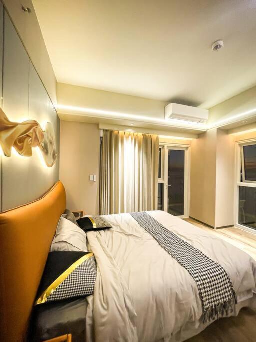 Luxurious 3br In Bay Across Okada Ii 12pax * Manila