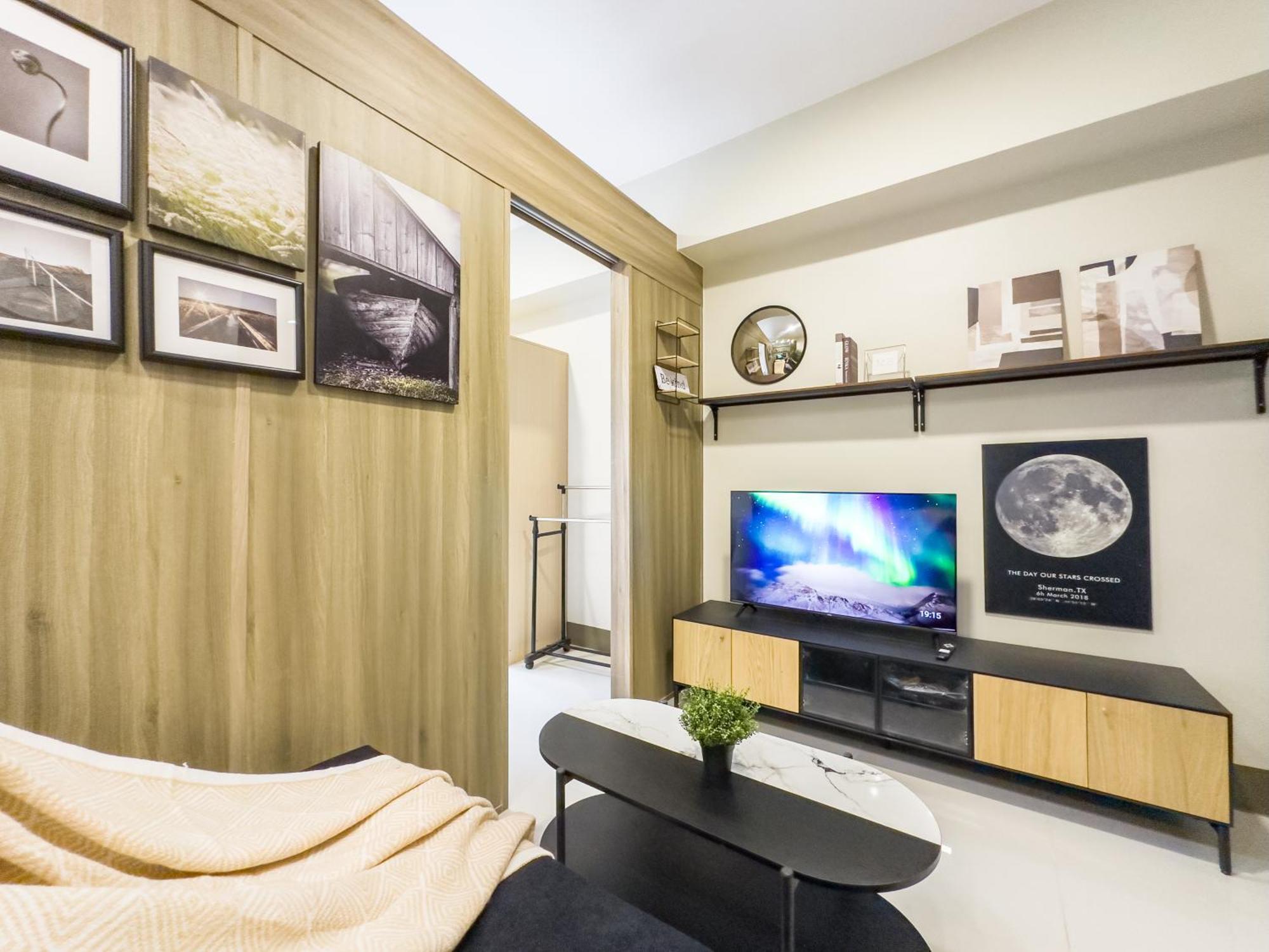 Gemstonebr In Smdc Fame Residences Apartment