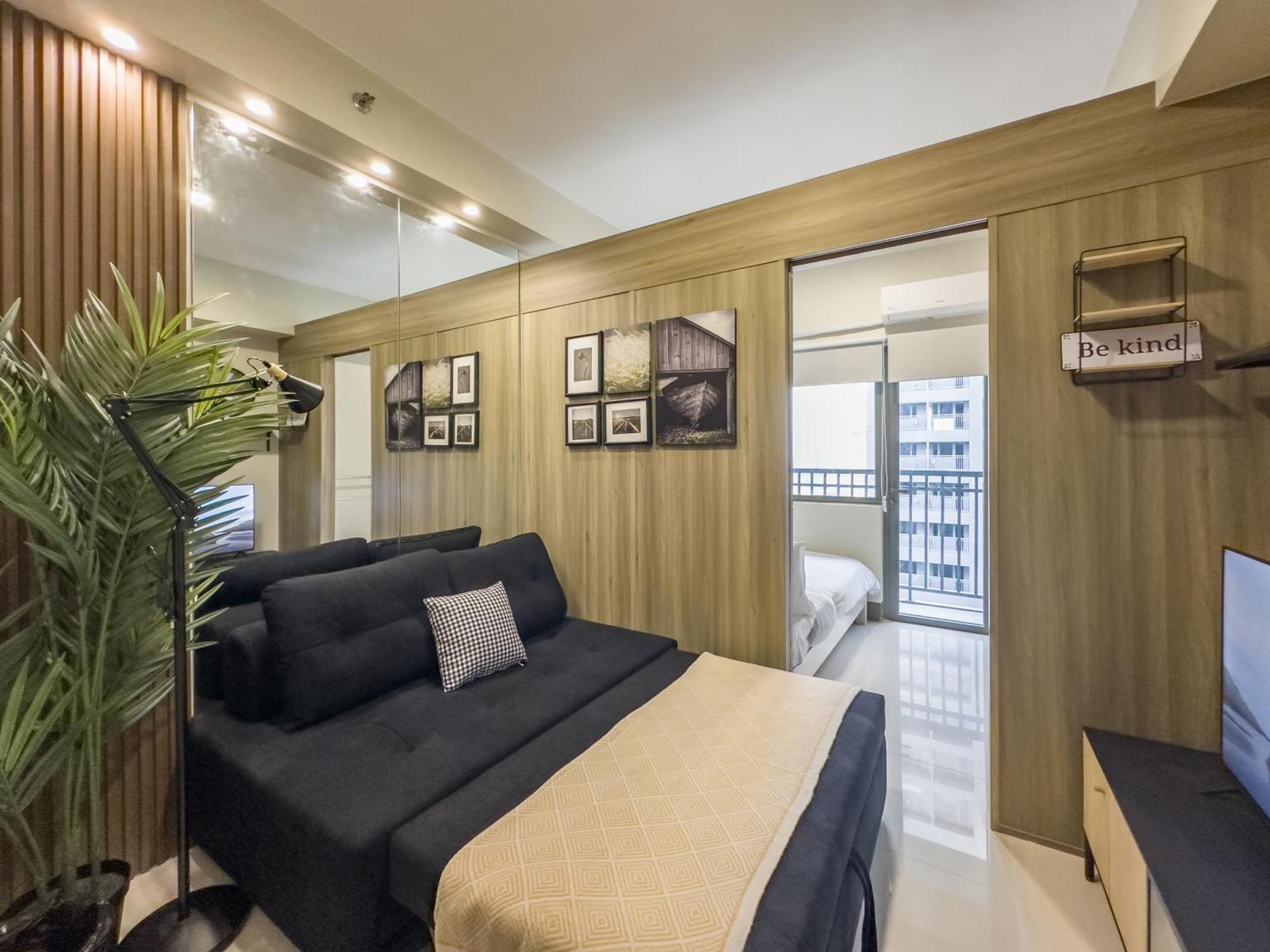 Gemstonebr In Smdc Fame Residences Manila