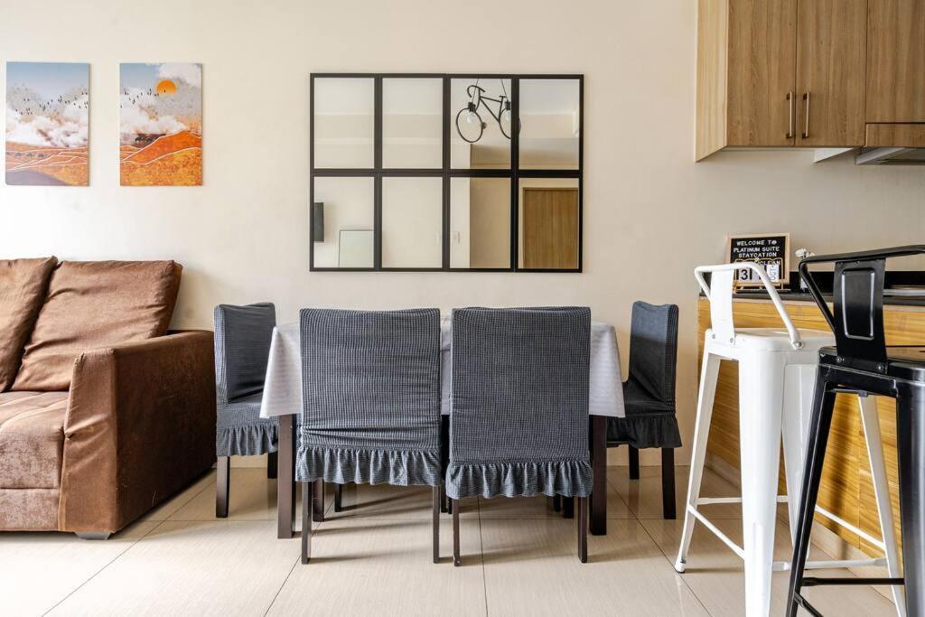 Apartment 2bedroom 2bath Near Moa With Balcony Facing Pool