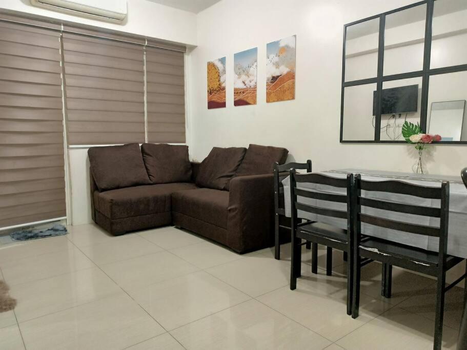 2bedroom 2bath Near Moa With Balcony Facing Pool Apartment Manila