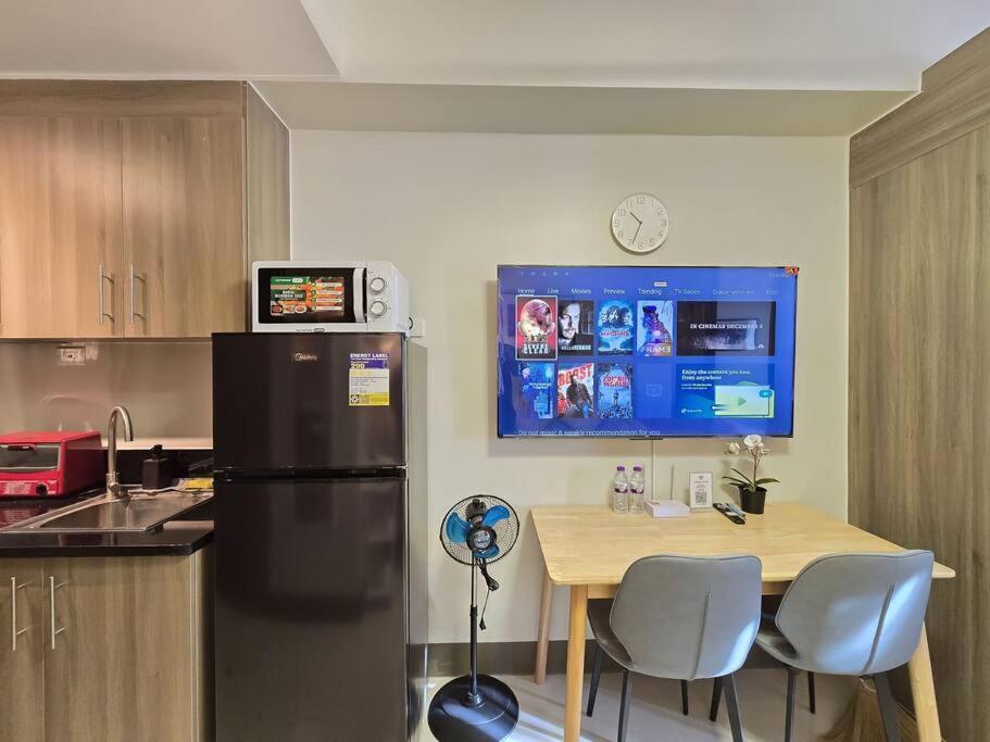1br Unit Condotel W Balcony Fame Residences #fm63 Apartment Manila
