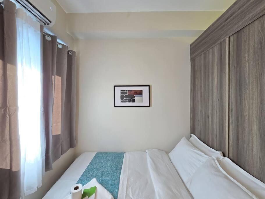 1br Unit Condotel W Balcony Fame Residences #fm63 * Manila