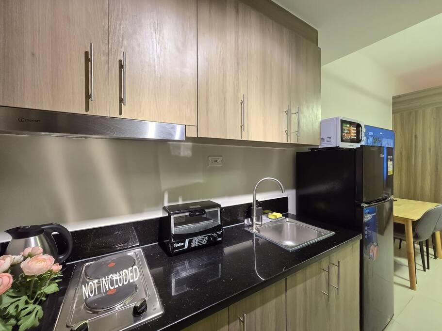 1br Unit Condotel W Balcony Fame Residences #fm62 Apartment Manila