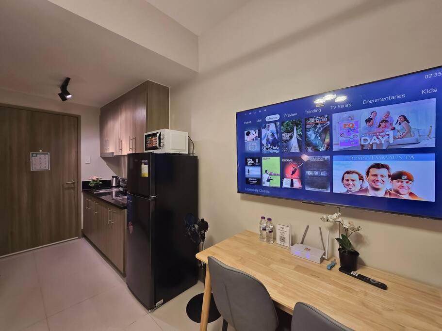 1br Unit Condotel W Balcony Fame Residences #fm62 *