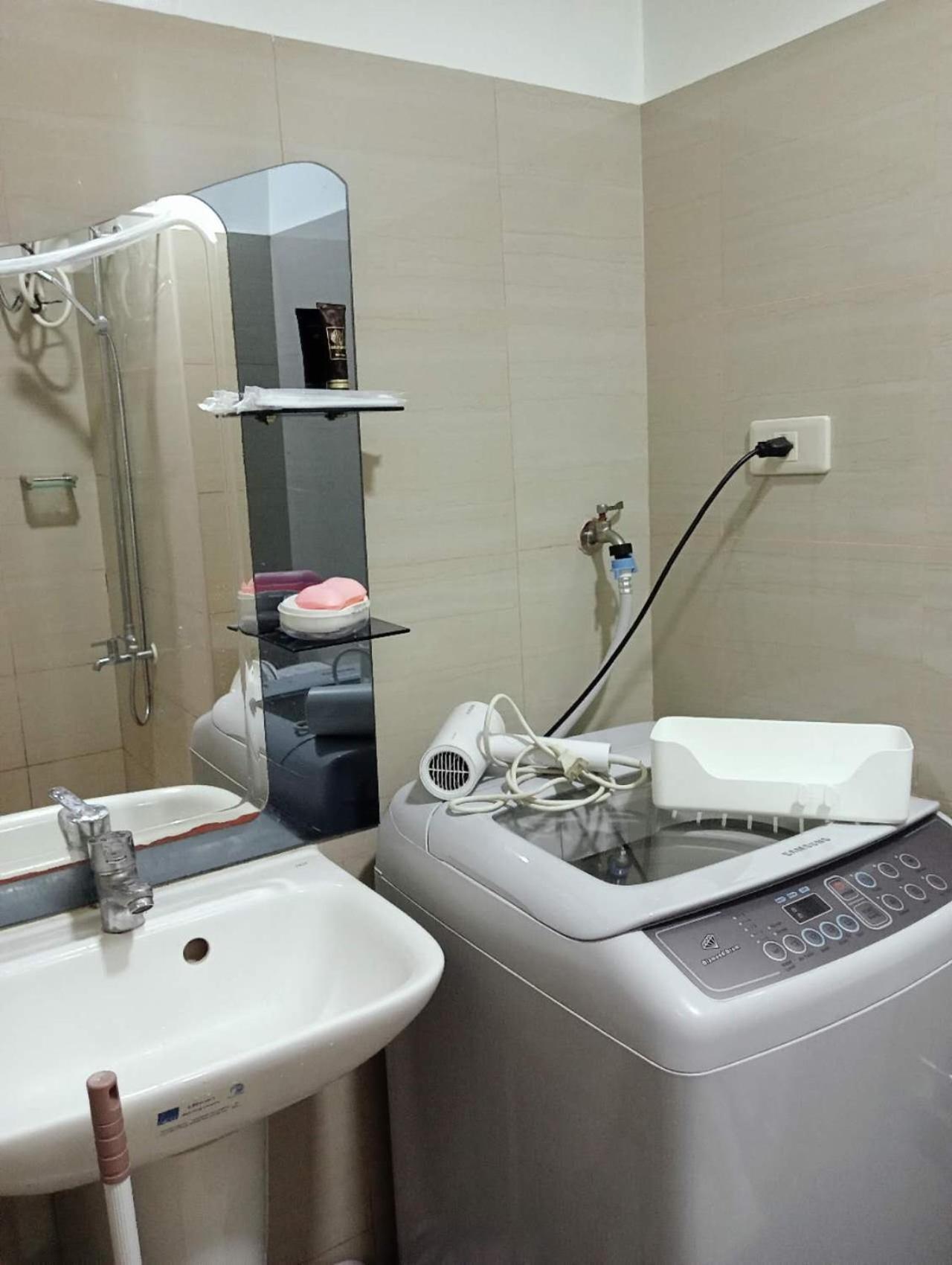 Shore 2 Beds With Balcony&fast Wifi Tv 4 Pax Moa Complex 834 * Manila